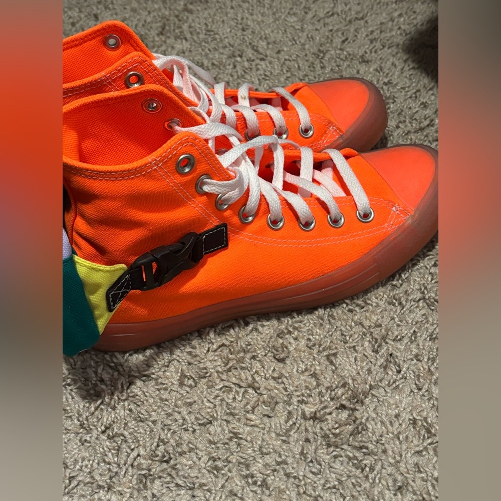 Neon Converse
